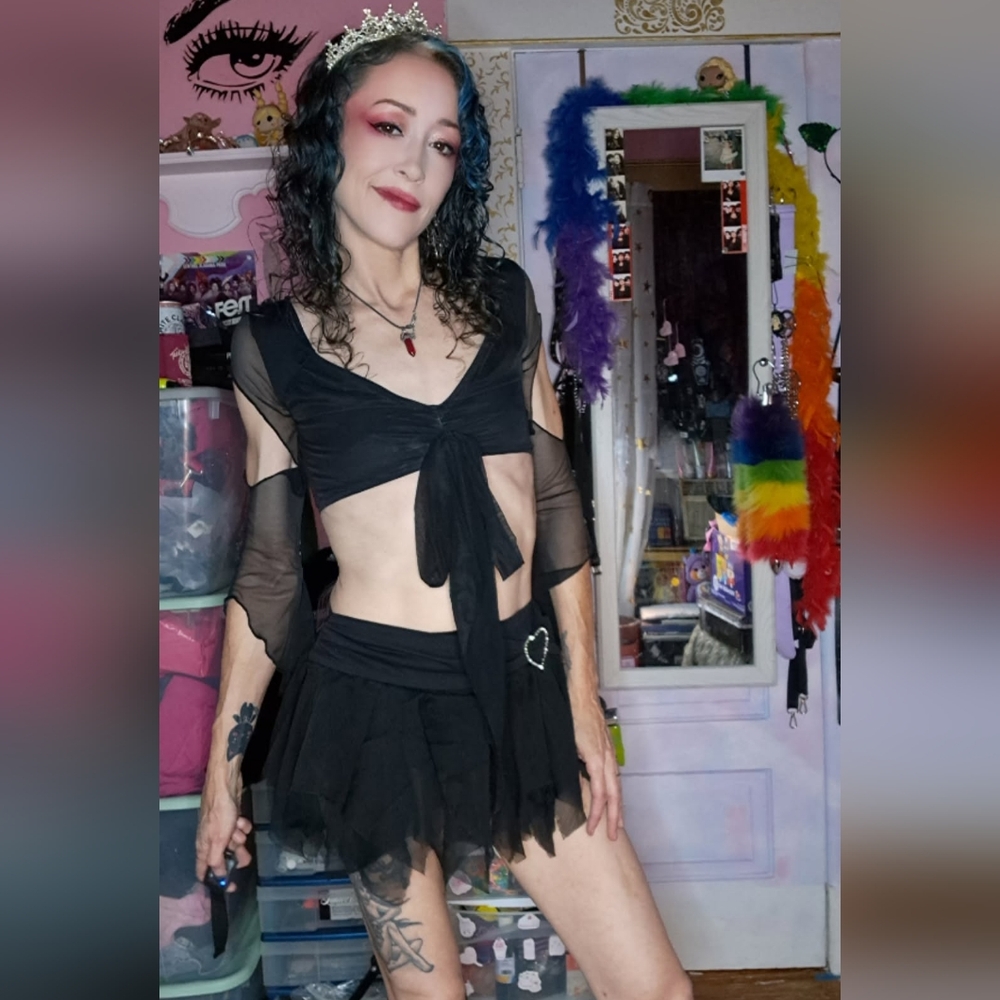 Ur Sellers Aesthetic & Personal Closet/looks! Why You Can Trust RAGE! - Picture 5 of 17